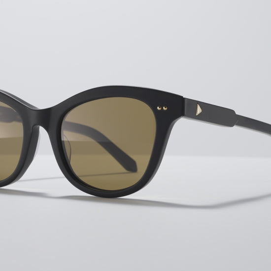 The Charade Matte Black / Gold - TI001 #color_matte-black-gold-ti001