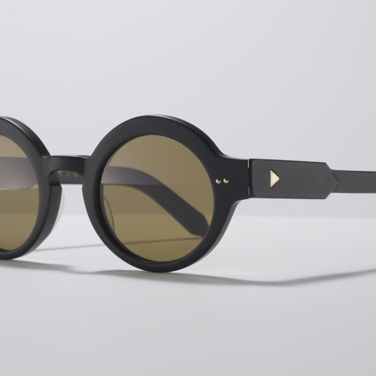 The Chic Matte Black / Gold - TI001 #color_matte-black-gold-ti001